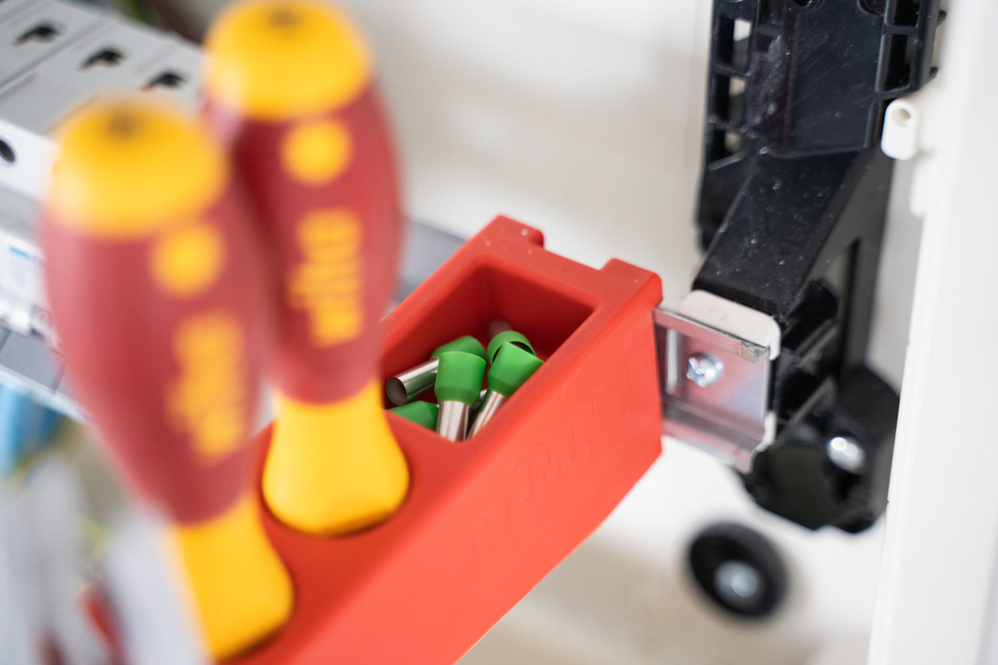 All-In-One Bundle. (Includes Tray set, Toolarm and extra droppers)